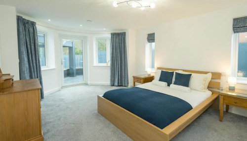 Modern 4-Bed Home Spacious & Comfortable - Pass the Keys - Foto 4, Other