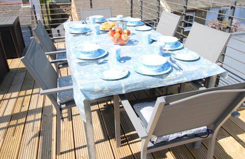 Penderic - 3 Bedroom Cowes Stay with Balcony & Panoramic Solent Views Close to Shops, Cafés, Sailing Clubs & Beach - Foto 31
