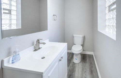 3 Mi to Cuyahoga Valley NP Fairlawn Family Home! - Foto 22