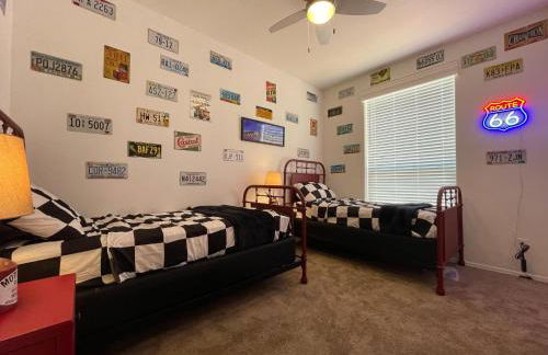 The Grand Getaway at Williams - Family Friendly for up to 8 & Walking Distance to the GC Railway - Photo 13