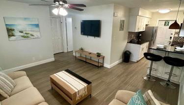 2 min walk to beach with free parking at Lauderdale 21-3 - Foto 2