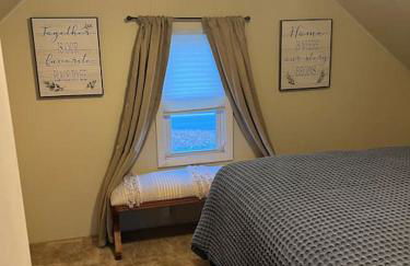 Theos Cottage Niagara - Photo 9