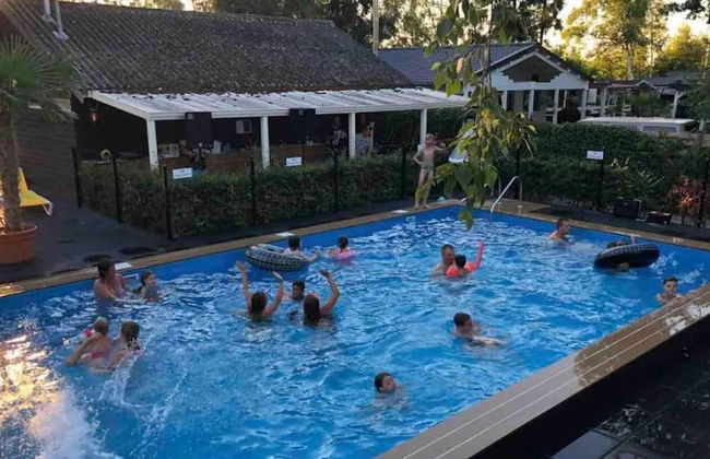 Enjoyin Luxury Chalet With Swimming Pool - Photo 21