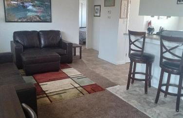 Franklin Apt - Photo 3