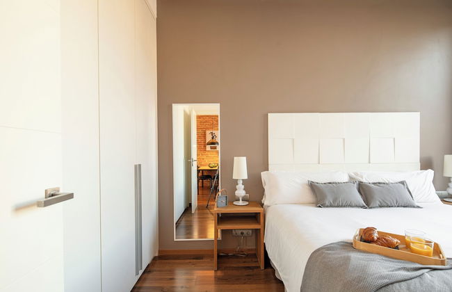 Aspasios Market Balconies - Photo 3