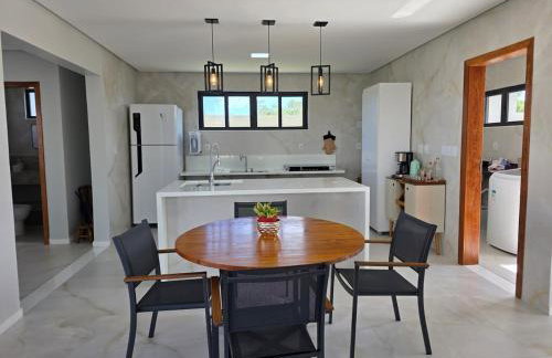 Modern house in Jacuípe in Camaçari-BA - Foto 9