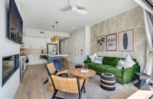 Beachfront Bliss in HB Luxury Ocean View Rental - Foto 15