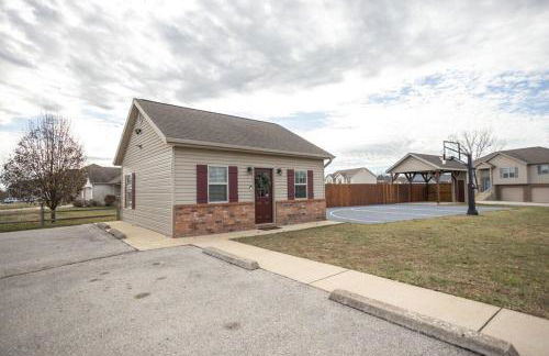 Tiny Home with Hot Tub Near Ft Leonard Wood! - Foto 33