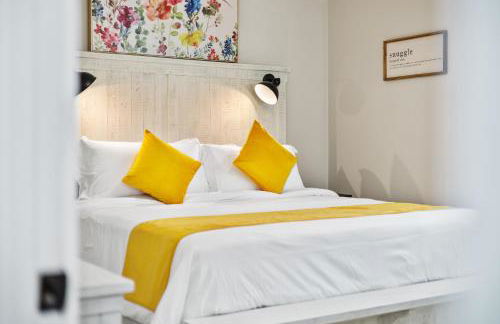 The Happy Place: 3BR Home on Quiet Street - Foto 1