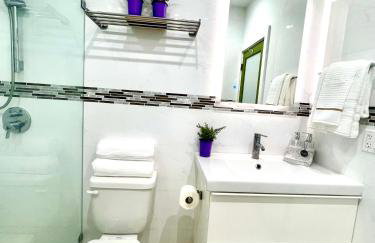 SOBE Monarch 1 - 2 BEDROOM 2 BATHROOM - MODERN APTS -WALK TO OCEAN DRIVE -2 INDEPENDENT 1 BEDROOM 1 BATHROOM APTS - Foto 58