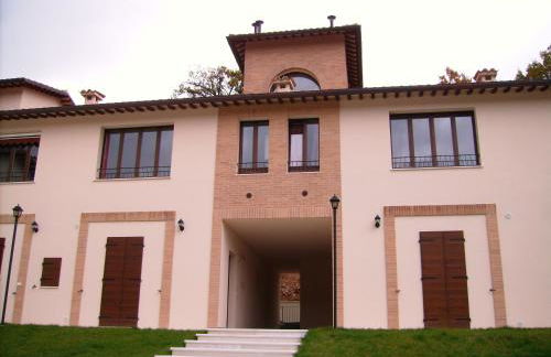 Residence con Piscina Vista Monte Nerone - Foto 13