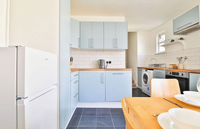 Beautifully Designed 2 Bed Apartment - Foto 20