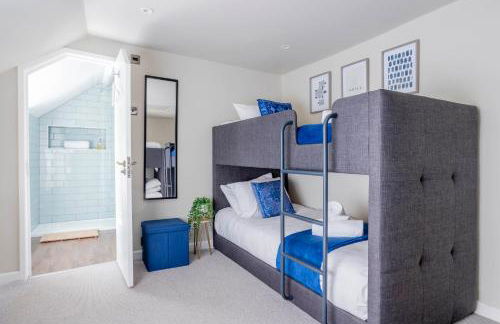 Wisteria View with hottub & cabin sleeps 20 - Foto 15