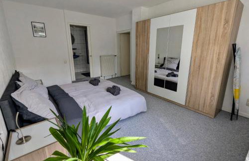 Apartment mit eigenem Eingang und eigener Terrasse - Foto 3