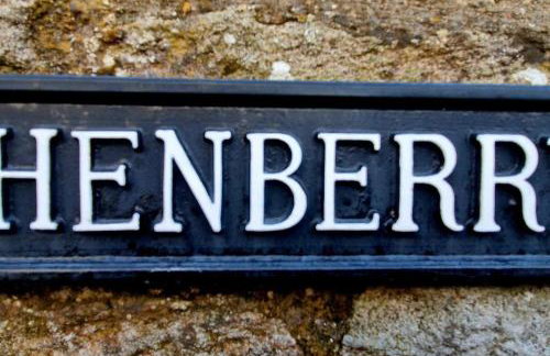 Henberry first floor cosy apartment - Photo 4