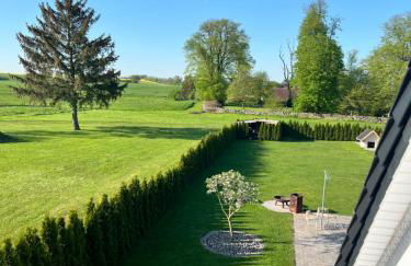 „Holzwurm-Paradies“ - Foto 14