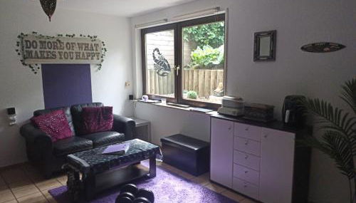 Phils Cozy apartment self check in near Airport free parking airportbus station - Foto 1