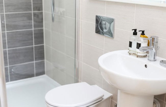 Bright 2BR Apartments Quays - Foto 43