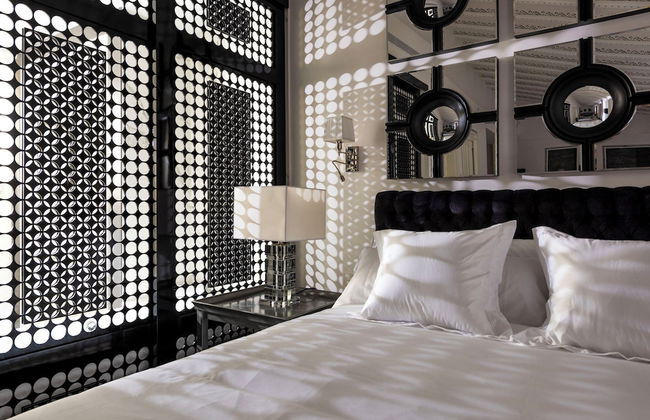 Casa de Triana Luxury Suites by Casa del Poeta - Photo 18