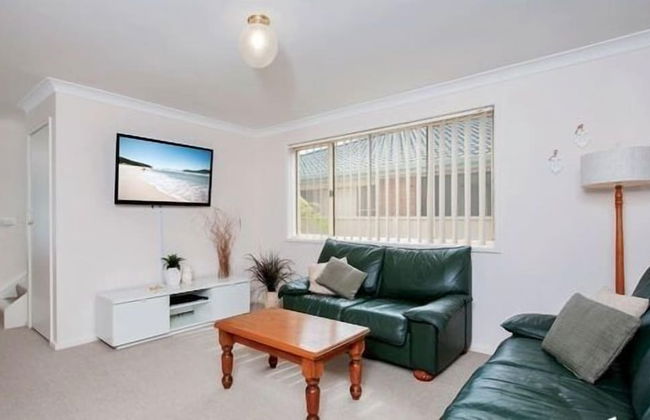 Bombora at Fingal Bay - Photo 8