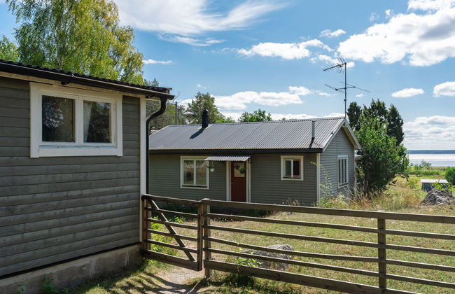 3 bedroom House in Adelsö with garden - Photo 27