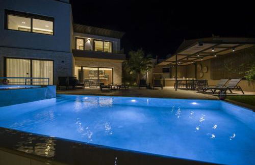 Almi-Cove Hilltop Villas - Photo 71