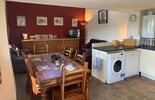 RB Contractor Stays - Helyg - Photo 1