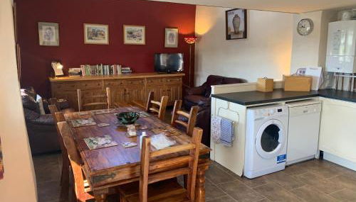 RB Contractor Stays - Helyg - Foto 1, stove, dishwasher, pet friendly, toaster, minibar