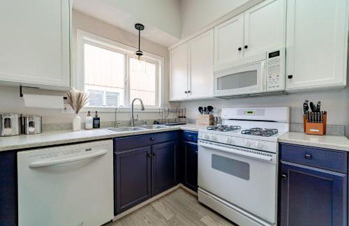 Cozy Home, Close to Ocean and Redwoods - Photo 14