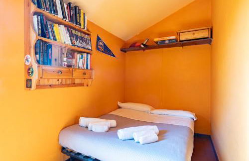 Spacious mountain view attic apartment - Foto 14