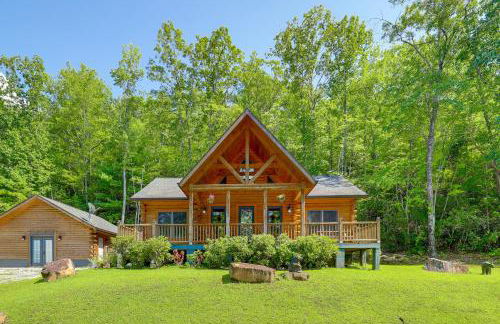 Explore Linville Falls Cabin with Game Room and Deck! - Foto 1