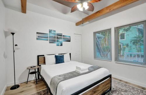 Tropical Oasis 2BR House w Pool - Foto 14