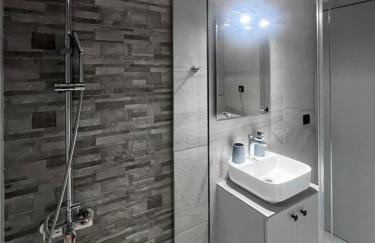 Petra's Charming Home, 500m to Beach - Foto 13