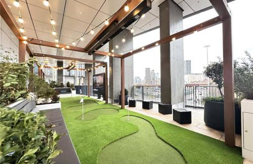 Luxury Skyline Apartment with Premium Facilities- Central M3 - Foto 9