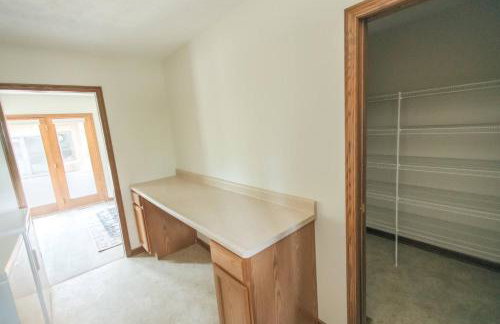 Sherwood Forest Park- 6BD/3BA on Private Ohio Land - Foto 48