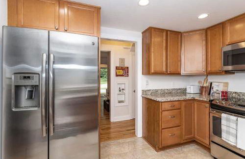 3 bed 2 bath-Walk to Jack Trice Stadium - Foto 18