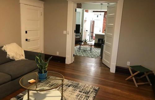 Big Brick 2 Bedroom apartment in Victorian Village - Foto 7