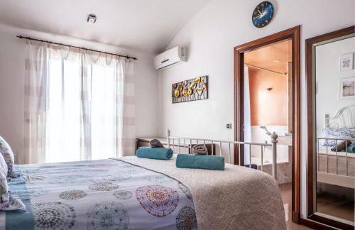 Elegant Villa in Ciutadella de Menorca with Private Pool - Photo 7