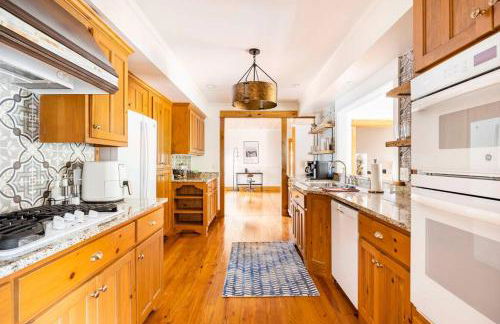 Golden Acres Ranch Hot Tub+Gameroom+Creek & wifi - Foto 32