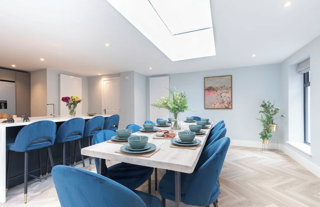 Elliot Oliver - Comfortable Five Bedroom Town Centre House With Garden & Garage - Foto 19