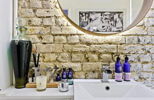 Stunning one Bedroom Flat With Large Terrace in Chiswick by Underthedoormat - Foto 25