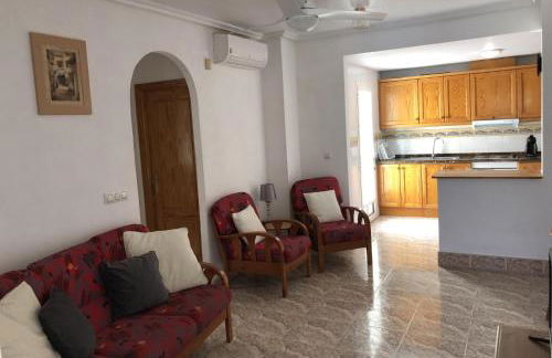 Torrevieja, La Torreta Ground Floor Apartment with Large Private Patio Garden - Foto 9