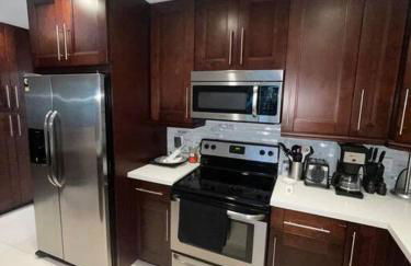 Modern Miami Oversized 3 Bedroom in Central Location - Foto 47