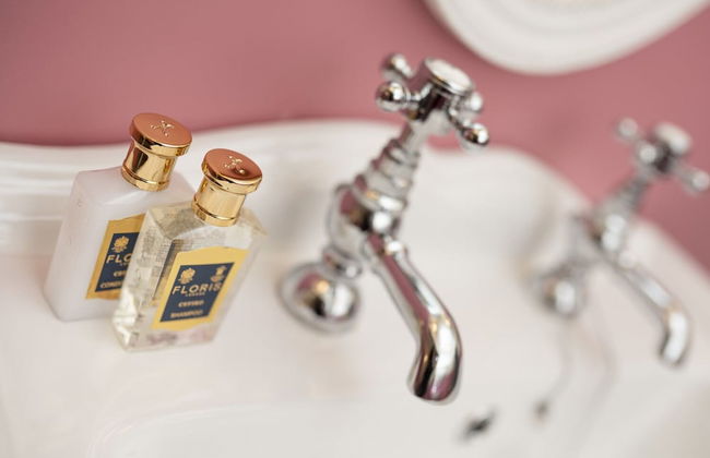 Healey Hall - Photo 23