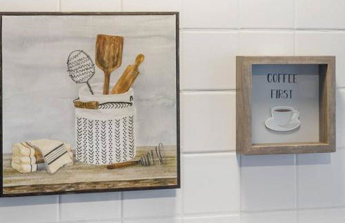 Pet&Baby Friendly 2BR w- in-unit Laundry WIFI - Foto 21