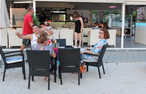 Apartment Lucky with Jacuzzi - Photo 67