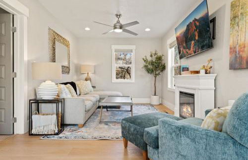 CSU Hideaway King Bd, Backyard Oasis, EV Charger - Foto 47