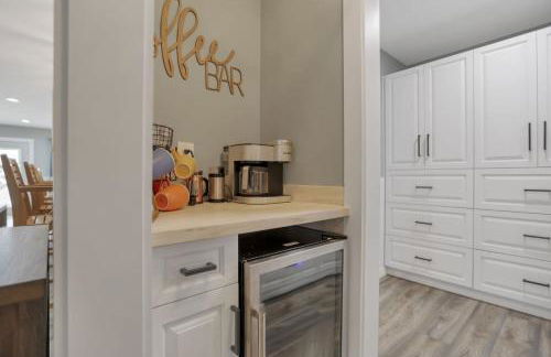 Colonial on Crane - Photo 12