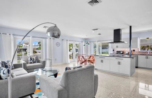 Leona Breeze - Photo 13