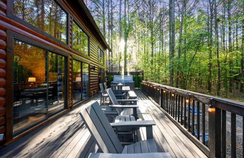 Hickory Bear - Cabin surrounded by pines, Sleeps 10, Hot Tub, Fire Pit, Arcade, Foosball Table & Deck Slide - Photo 68